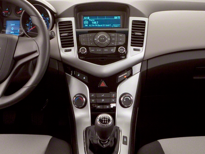 2011 Chevrolet Cruze LT w/2LT