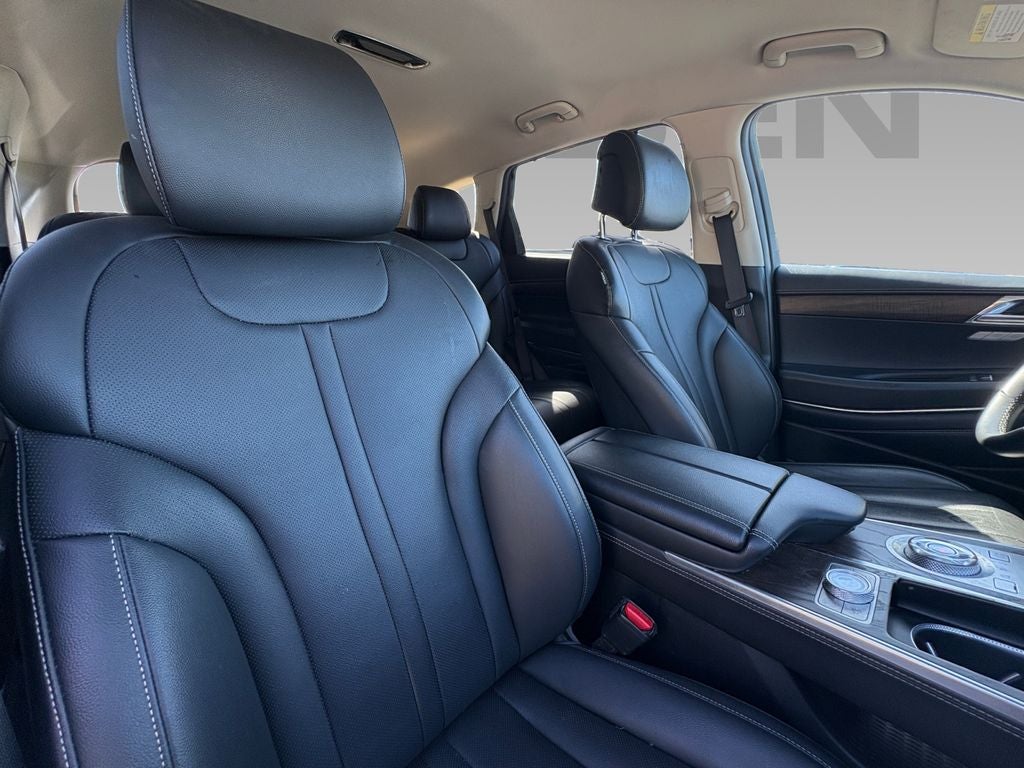 2024 Genesis GV80 2.5T (A8)