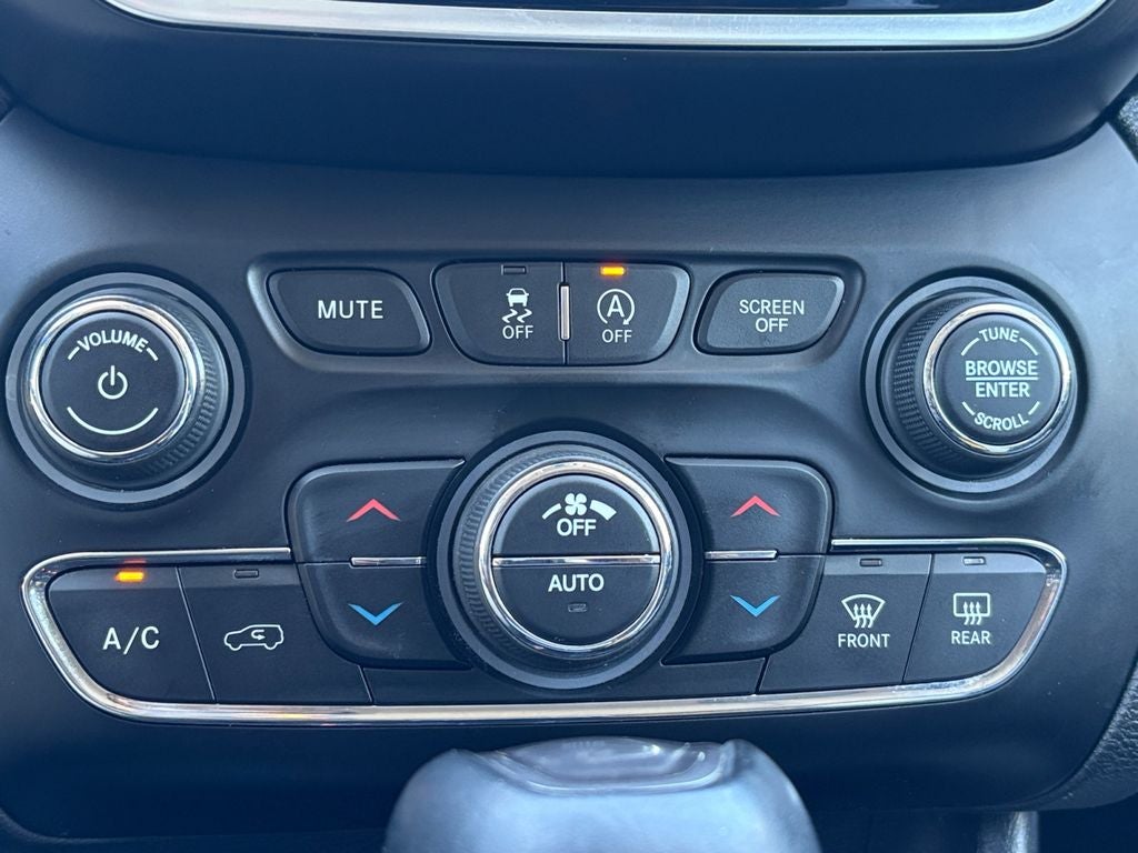 2019 Jeep Cherokee Overland 4x4