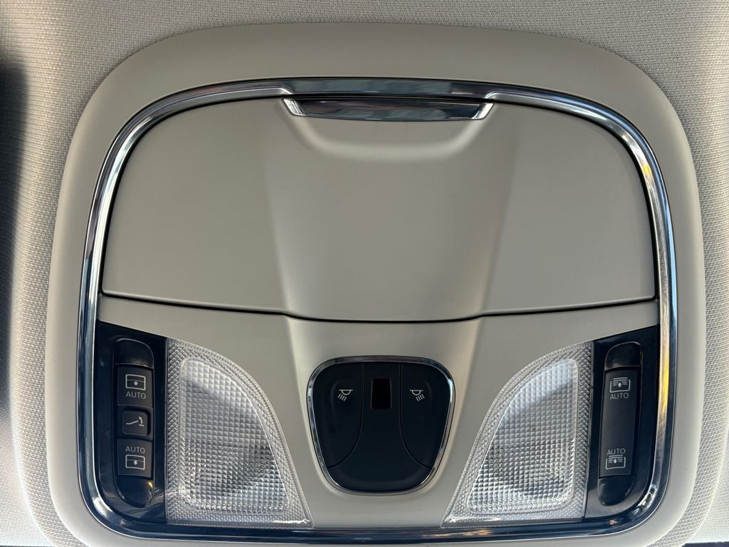 2019 Jeep Cherokee Overland 4x4