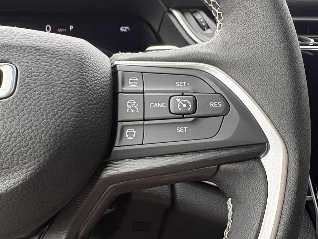 2026 Jeep Grand Cherokee GRAND CHEROKEE LAREDO X 4X2