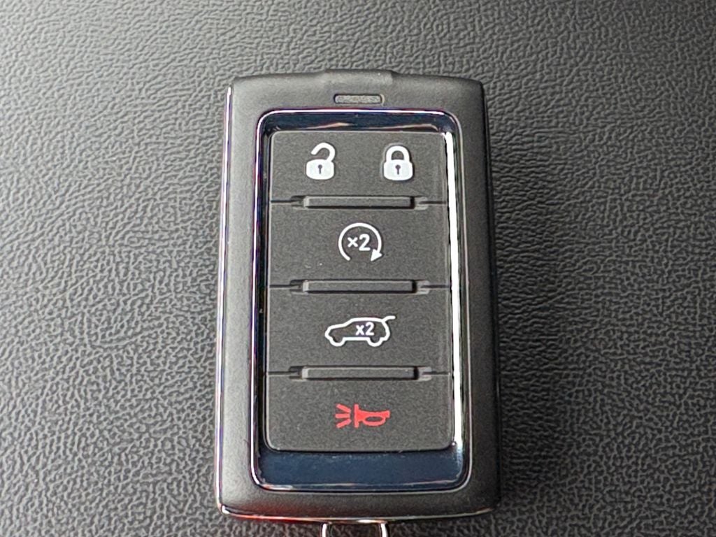 2026 Jeep Grand Cherokee GRAND CHEROKEE LAREDO X 4X2