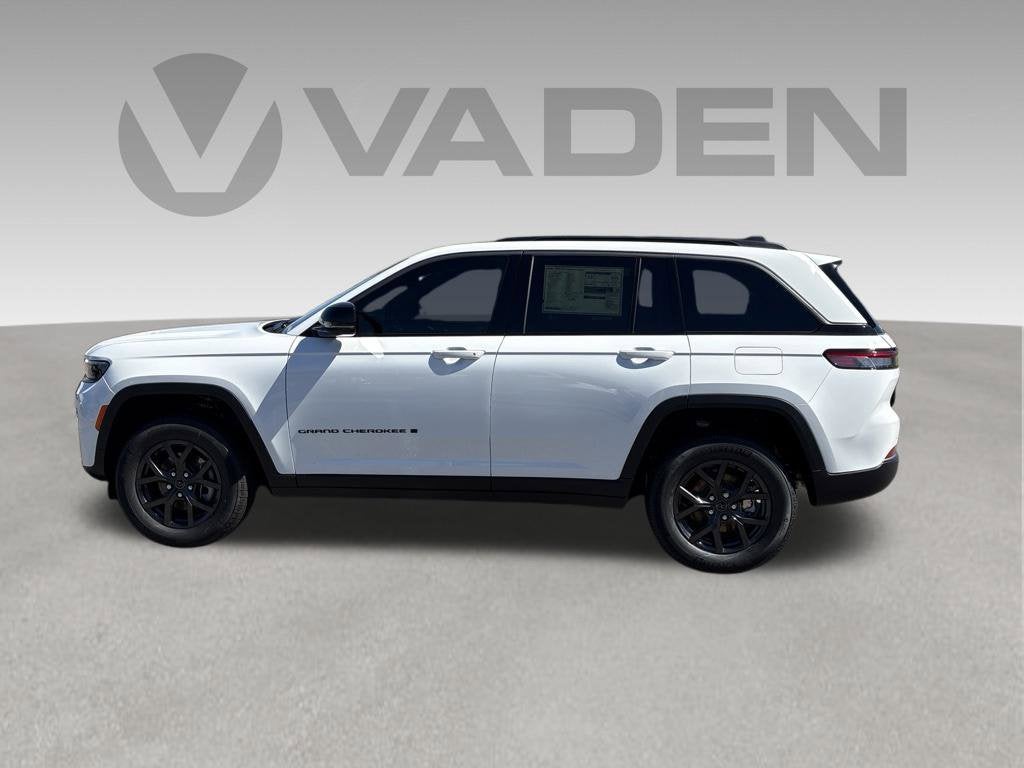 2027 Jeep Grand Cherokee GRAND CHEROKEE LAREDO ALTITUDE 4X2