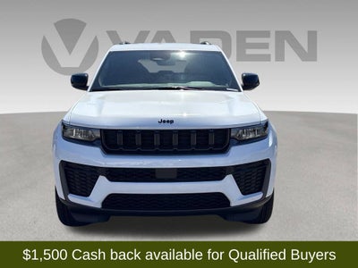 2027 Jeep Grand Cherokee GRAND CHEROKEE LAREDO ALTITUDE 4X2