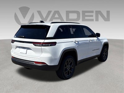 2027 Jeep Grand Cherokee GRAND CHEROKEE LAREDO ALTITUDE 4X2