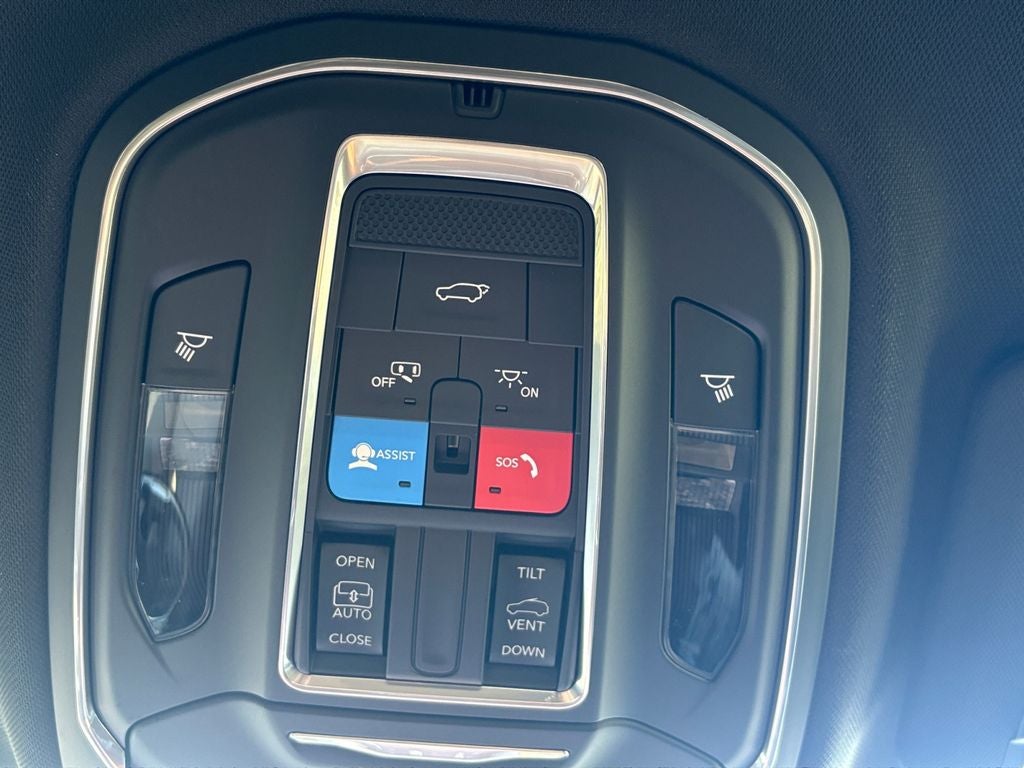 2026 Jeep Grand Cherokee GRAND CHEROKEE LAREDO ALTITUDE 4X2