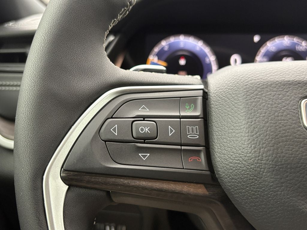 2026 Jeep Grand Cherokee GRAND CHEROKEE LAREDO ALTITUDE 4X2