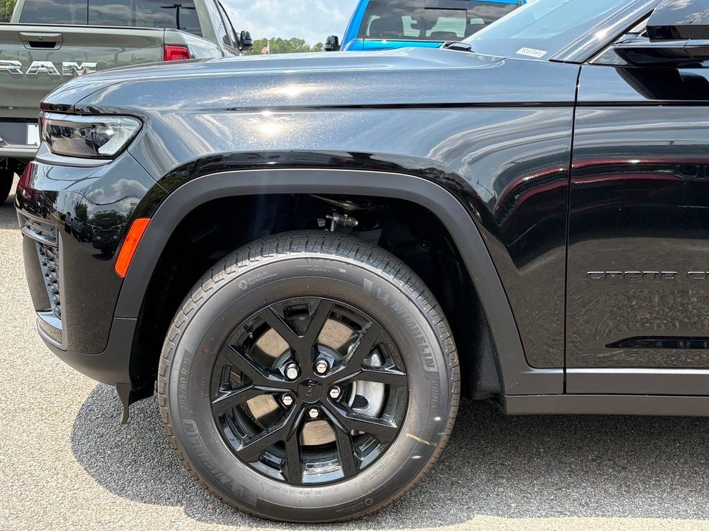 2026 Jeep Grand Cherokee GRAND CHEROKEE LAREDO ALTITUDE 4X2