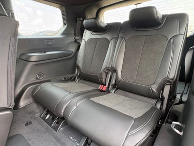 2026 Jeep Grand Cherokee GRAND CHEROKEE LAREDO ALTITUDE 4X2