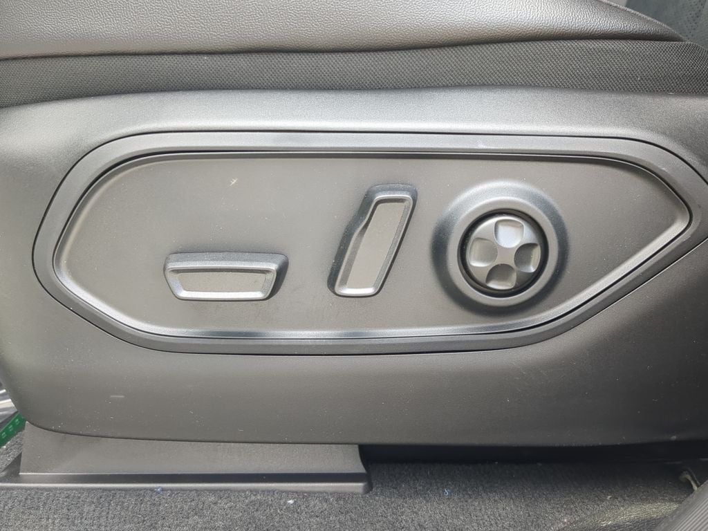 2025 Jeep Grand Cherokee GRAND CHEROKEE ALTITUDE 4X4