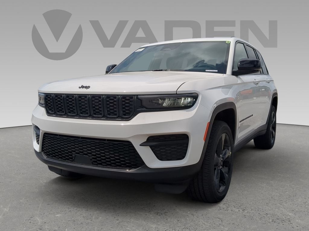 2025 Jeep Grand Cherokee GRAND CHEROKEE ALTITUDE 4X4