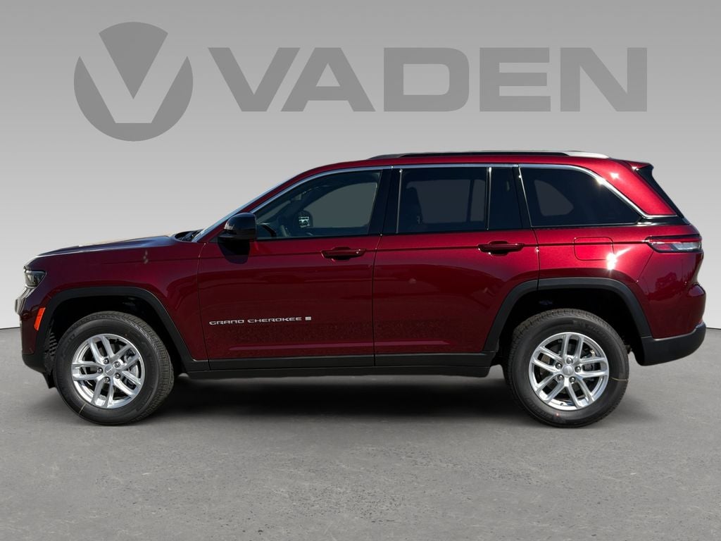 2026 Jeep Grand Cherokee GRAND CHEROKEE LAREDO 4X4