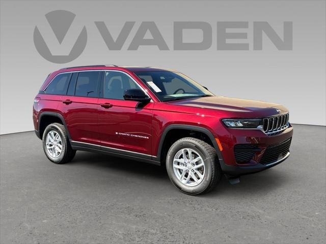 2026 Jeep Grand Cherokee LAREDO 4X4