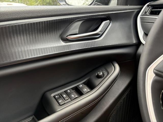 2025 Jeep Grand Cherokee GRAND CHEROKEE ALTITUDE 4X4