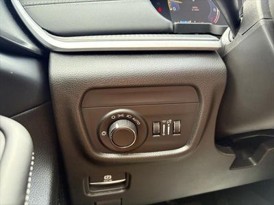 2025 Jeep Grand Cherokee GRAND CHEROKEE ALTITUDE 4X4