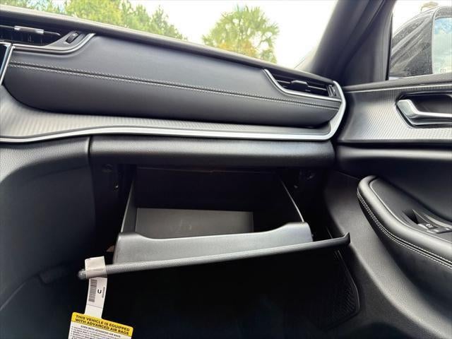 2025 Jeep Grand Cherokee GRAND CHEROKEE ALTITUDE 4X4