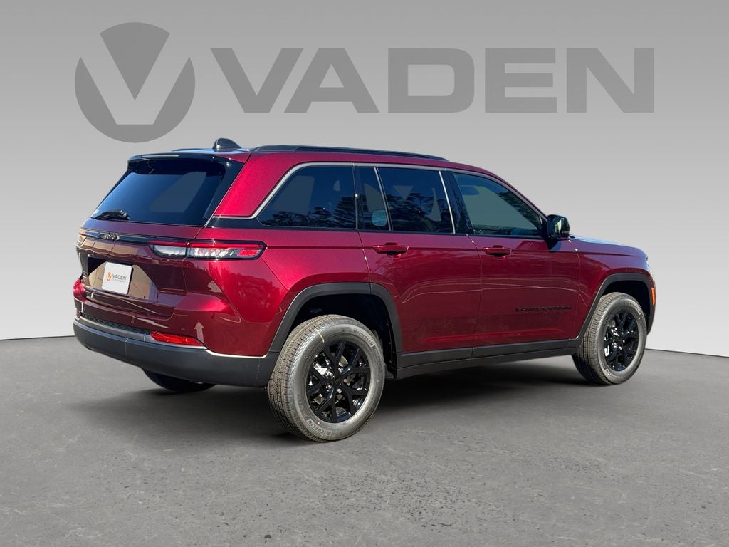 2026 Jeep Grand Cherokee GRAND CHEROKEE LAREDO ALTITUDE 4X4