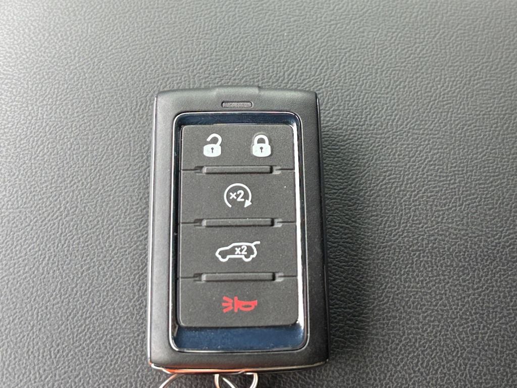 2026 Jeep Grand Cherokee GRAND CHEROKEE L LAREDO ALTITUDE 4X2