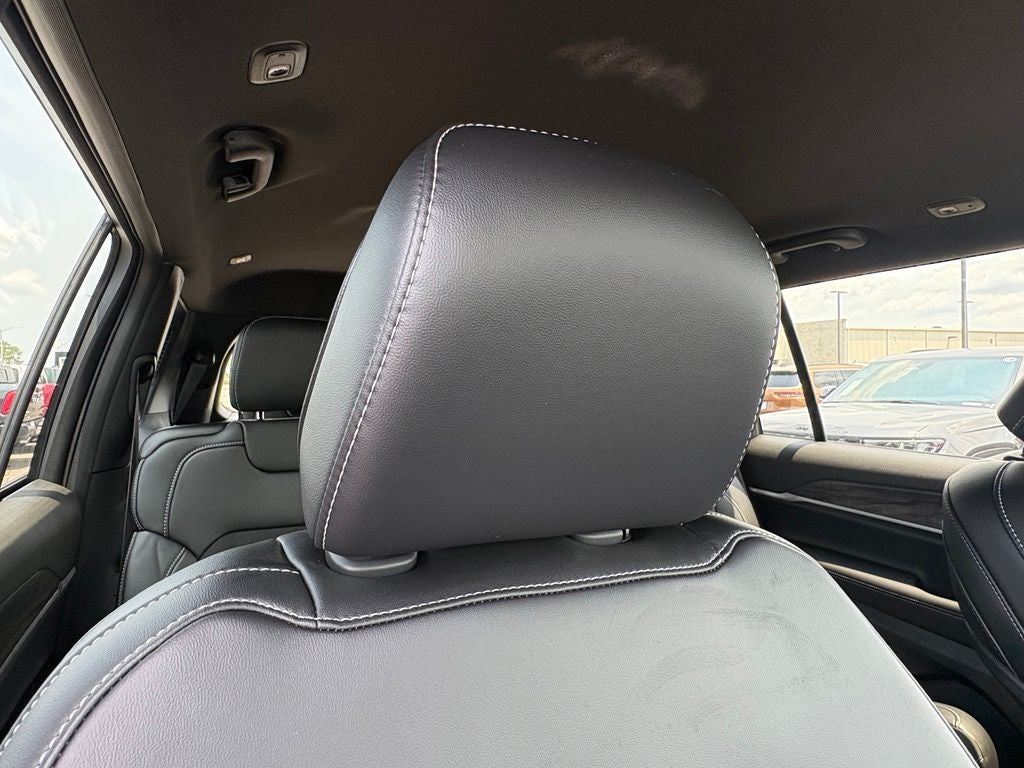 2026 Jeep Grand Cherokee GRAND CHEROKEE L LAREDO ALTITUDE 4X2