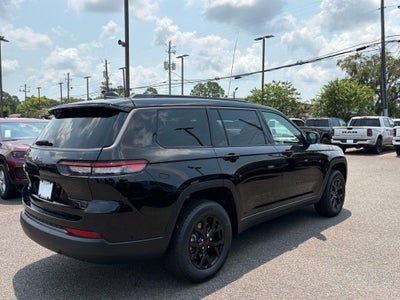 2026 Jeep Grand Cherokee GRAND CHEROKEE L LAREDO ALTITUDE 4X2