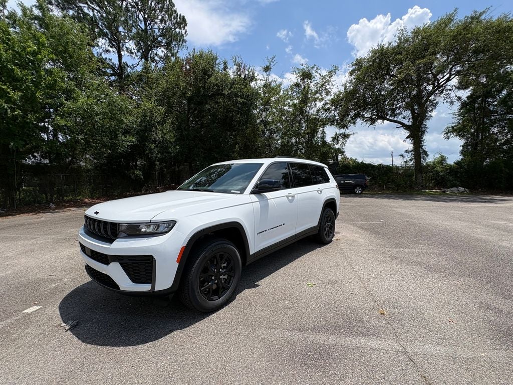 2026 Jeep Grand Cherokee GRAND CHEROKEE L LAREDO ALTITUDE 4X2