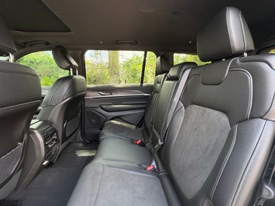 2026 Jeep Grand Cherokee GRAND CHEROKEE L LAREDO ALTITUDE 4X2