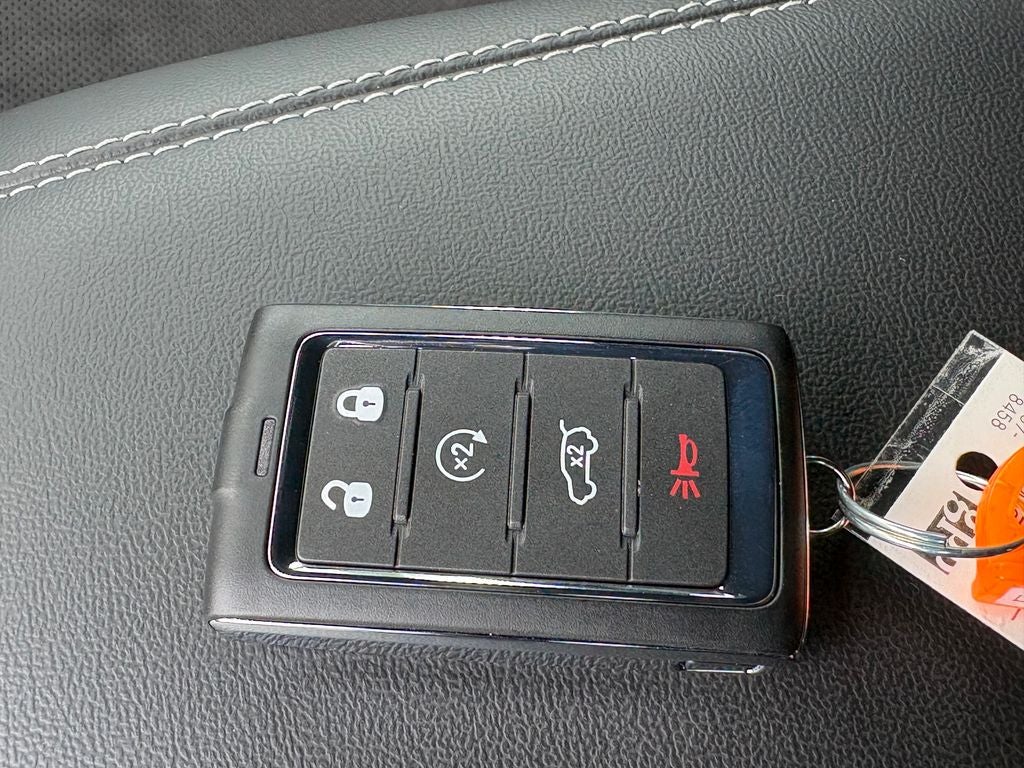 2026 Jeep Grand Cherokee GRAND CHEROKEE L LAREDO ALTITUDE 4X2