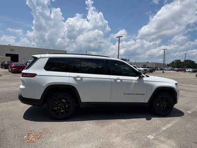 2026 Jeep Grand Cherokee GRAND CHEROKEE L LAREDO ALTITUDE 4X2