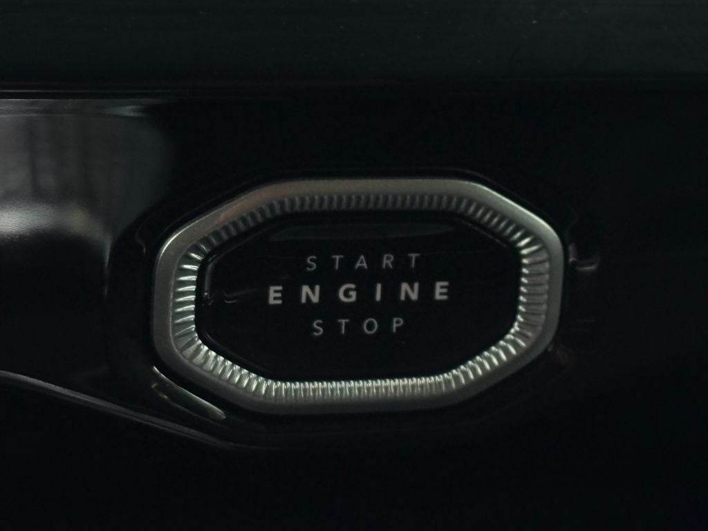 2026 Jeep Grand Cherokee GRAND CHEROKEE L LAREDO ALTITUDE 4X2