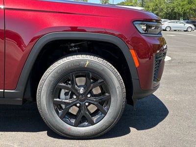 2026 Jeep Grand Cherokee GRAND CHEROKEE L LAREDO ALTITUDE 4X2