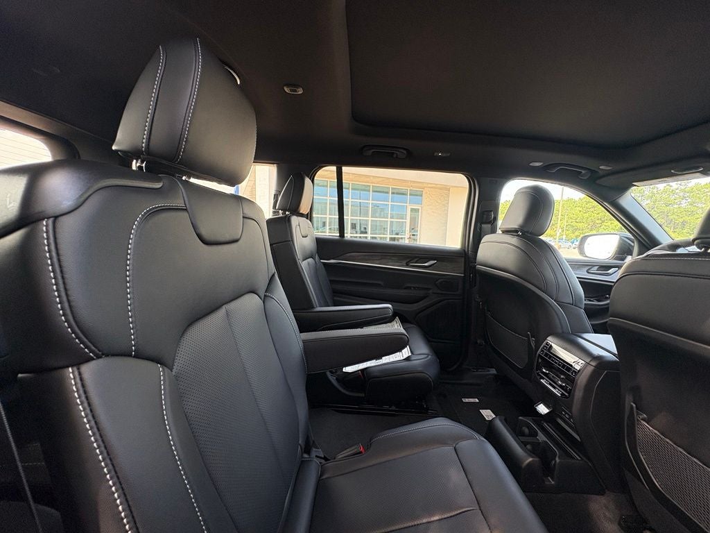 2026 Jeep Grand Cherokee GRAND CHEROKEE L LIMITED 4X2