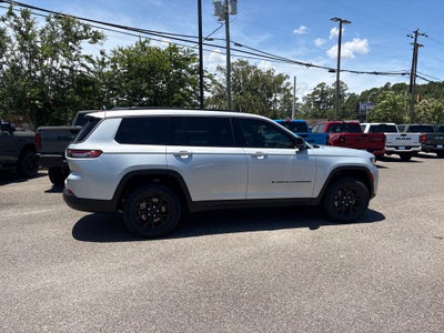 2026 Jeep Grand Cherokee GRAND CHEROKEE L LAREDO ALTITUDE 4X4