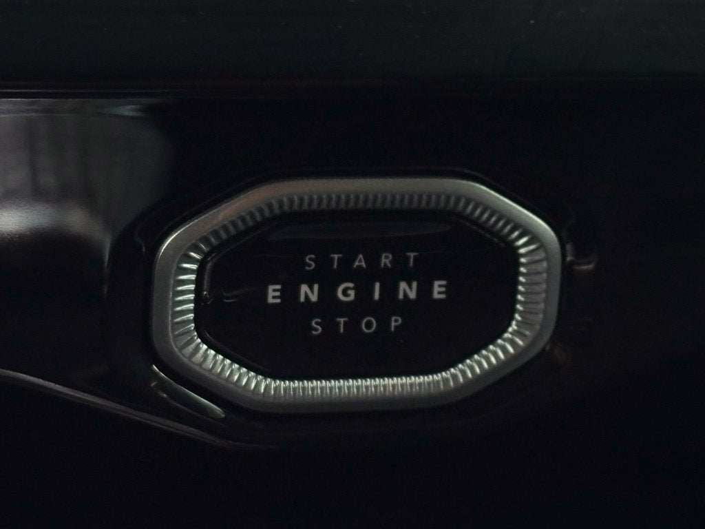 2027 Jeep Grand Cherokee Limited Reserve