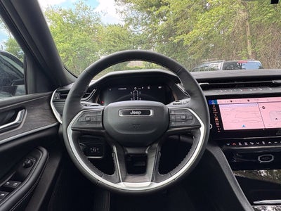 2027 Jeep Grand Cherokee Limited Reserve