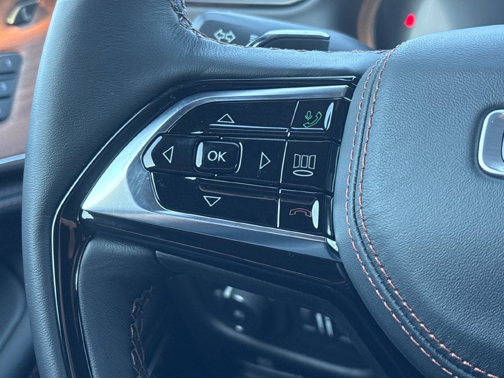 2027 Jeep Grand Cherokee GRAND CHEROKEE L SUMMIT 4X4