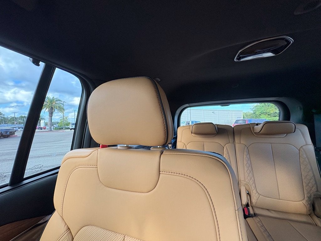 2027 Jeep Grand Cherokee GRAND CHEROKEE L SUMMIT 4X4