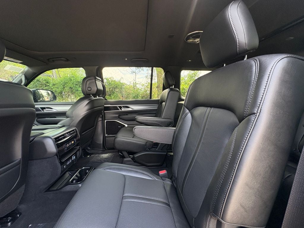 2026 Jeep Grand Wagoneer GRAND WAGONEER L LIMITED ALTITUDE 4X4