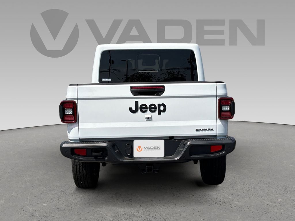 2026 Jeep Gladiator GLADIATOR SAHARA 4X4