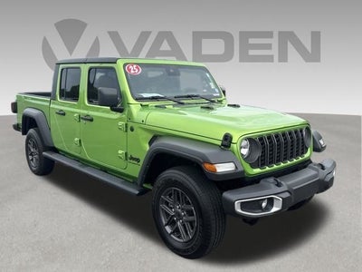 2025 Jeep Gladiator Sport S