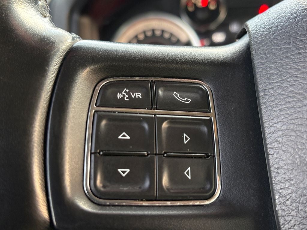 2020 RAM 1500 Classic SLT Crew Cab 4x2 6'4' Box