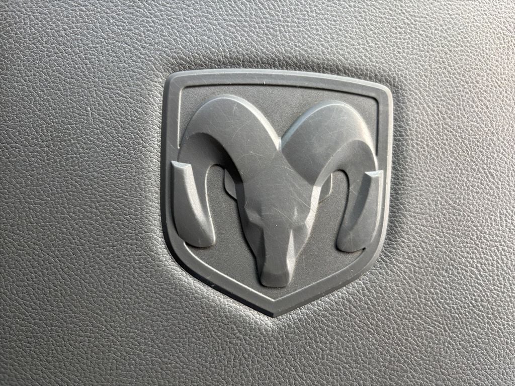 2020 RAM 1500 Classic SLT Crew Cab 4x2 6'4' Box