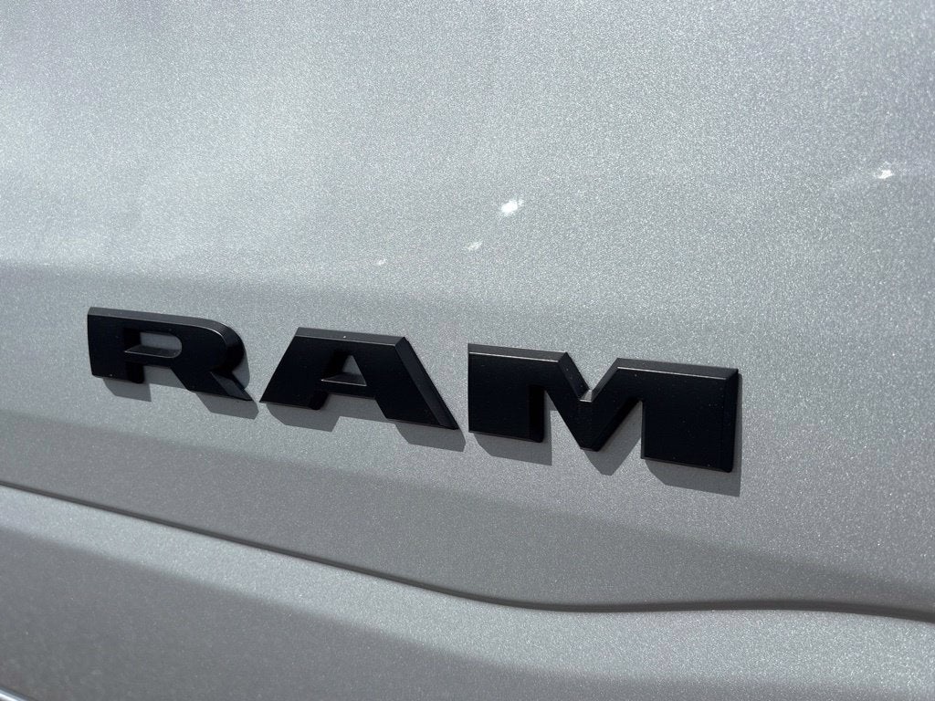 2027 RAM Ram 1500 RAM 1500 BIG HORN CREW CAB 4X4 5'7' BOX