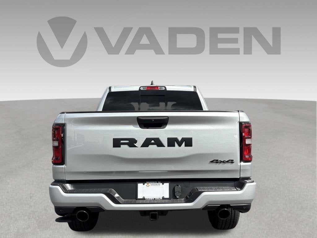 2027 RAM Ram 1500 RAM 1500 EXPRESS CREW CAB 4X4 5'7' BOX
