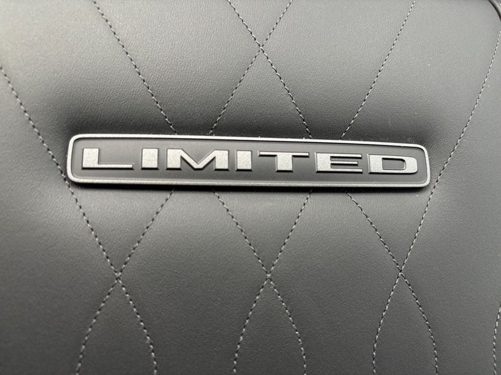 2026 RAM Ram 1500 RAM 1500 LIMITED CREW CAB 4X4 5'7' BOX