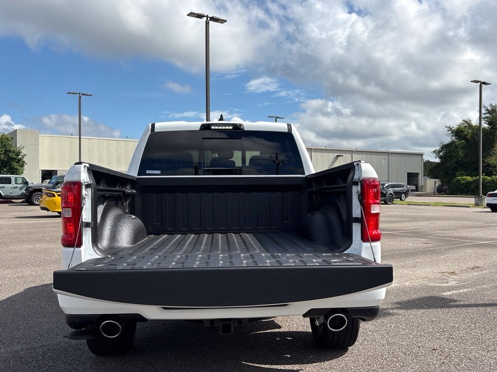 2027 RAM Ram 1500 RAM 1500 LARAMIE CREW CAB 4X4 5'7' BOX