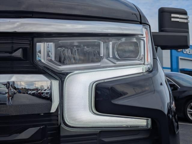 2023 Chevrolet Silverado 1500 4WD Crew Cab Standard Bed LT