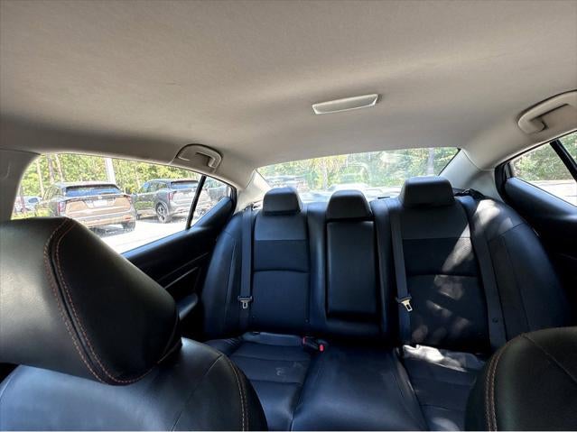 2022 Nissan Altima SR FWD