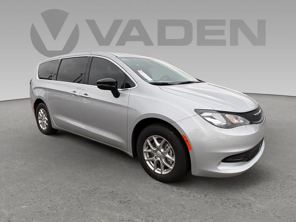 2026 Chrysler Voyager VOYAGER LX