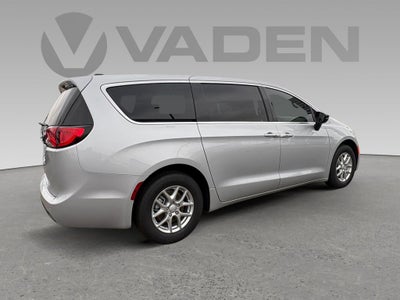 2026 Chrysler Voyager VOYAGER LX