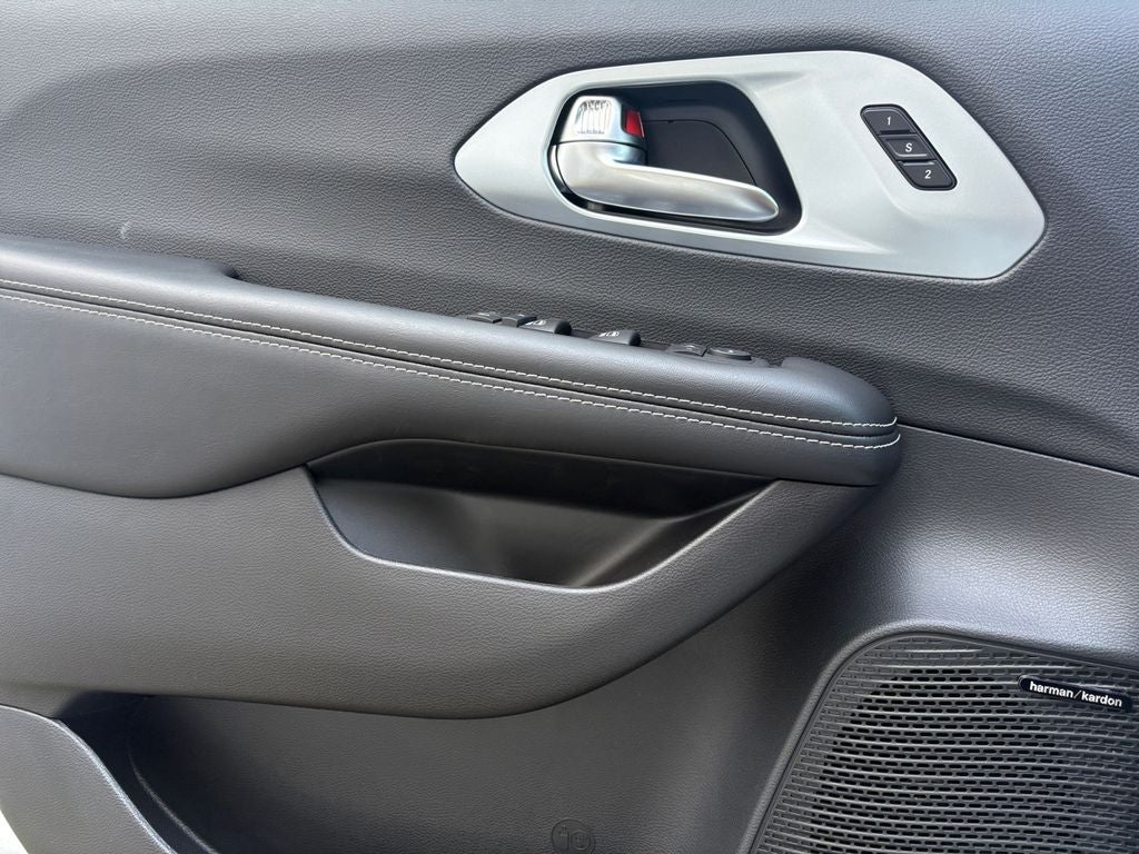 2026 Chrysler Pacifica PACIFICA LIMITED